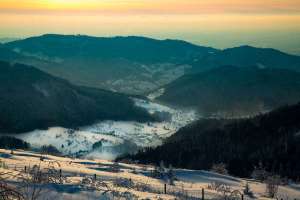 Verschneites Tal bei Oppenau