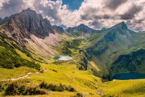 Lache See, Lachenspitze und Landsberger Hütte