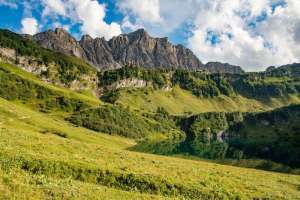 Traualpsee, Lachenspitze und Landsberger Hütte