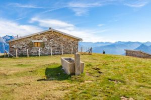 Hütte bei Monte Tamaro