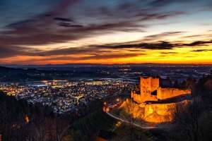 Sonnenuntergang über Schauenburg Oberkirch